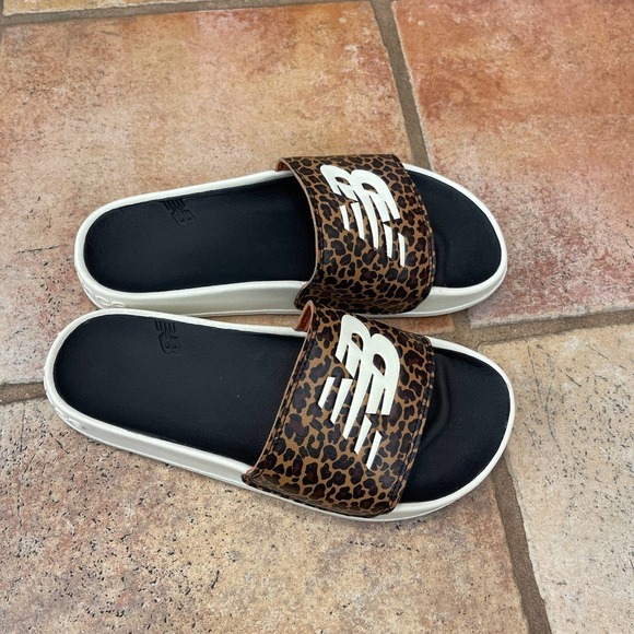 New Balance leopard print slides - Picture 2 of 5